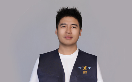 方维千（主教老师）